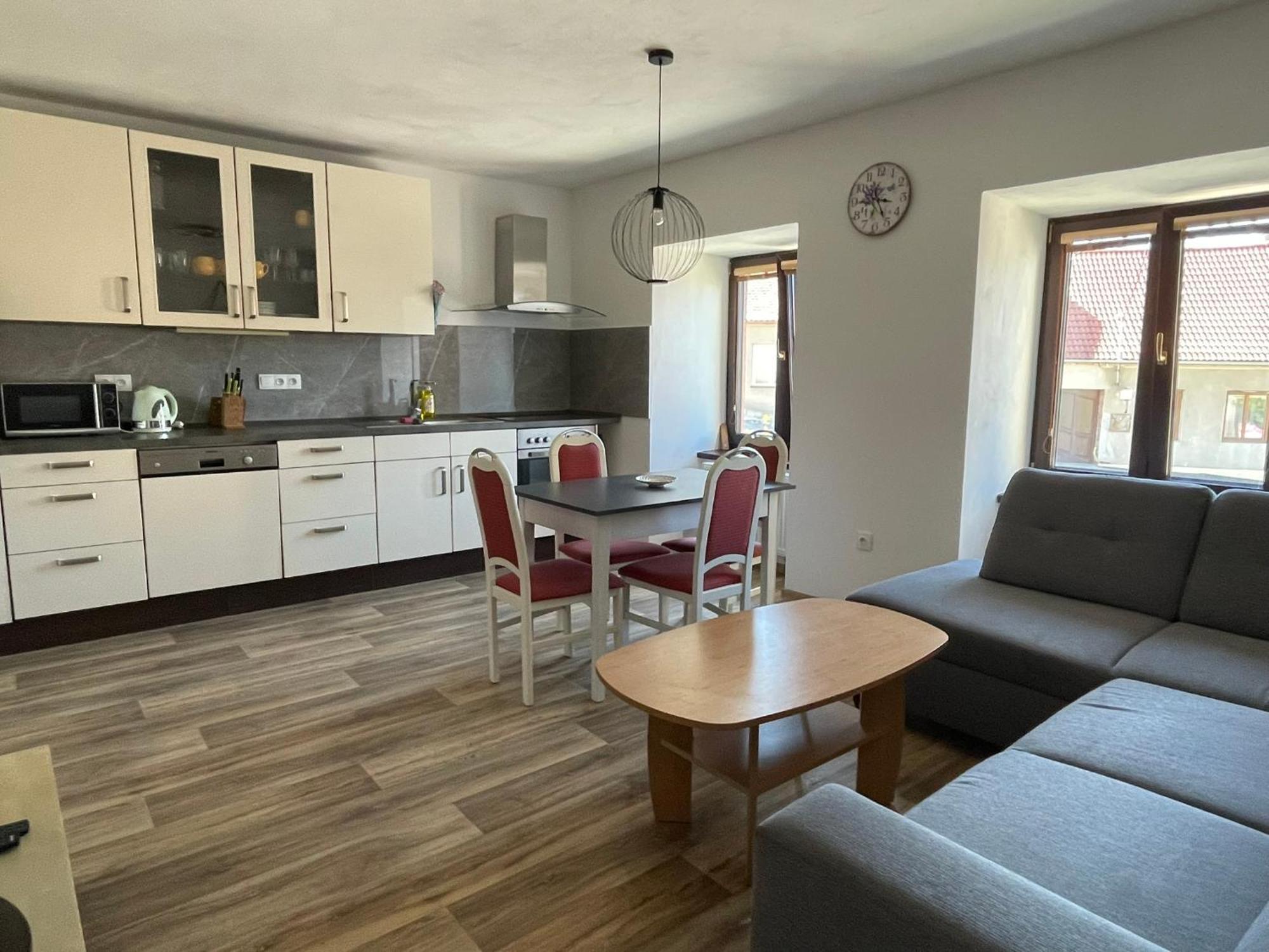 Apartman U Velke Brany Jemnice Kültér fotó